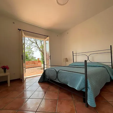Gianferrante Landhuis Paterno (Sicily)